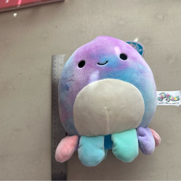 NWT Squishmallow Mary the Octopus Multicolor 8in - Picture 2 of 8